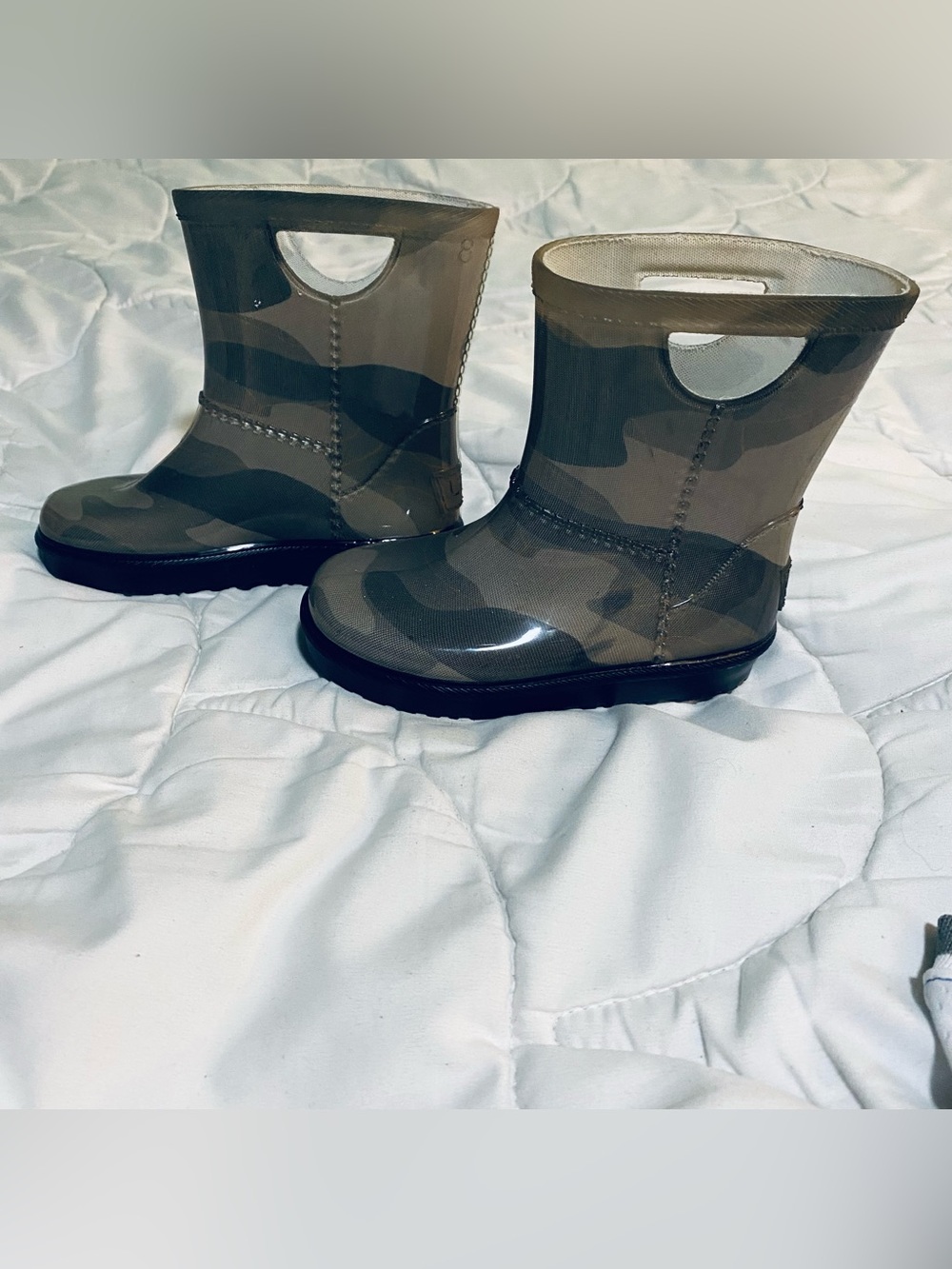 8C UGG  Black Treaded Rain Boots